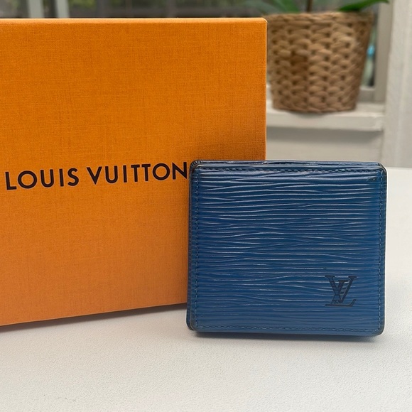 Authentic Louis Vuitton Epi Porte Monnaie Boite Blue Leather Coin Purse Wallet - Picture 13 of 13